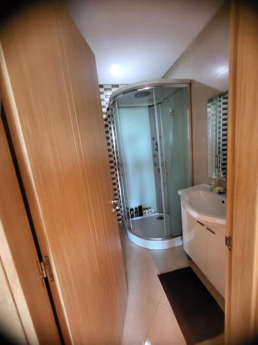 Rare Appartement De Vacances Tanger Exterior foto
