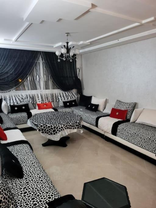 Rare Appartement De Vacances Tanger Exterior foto